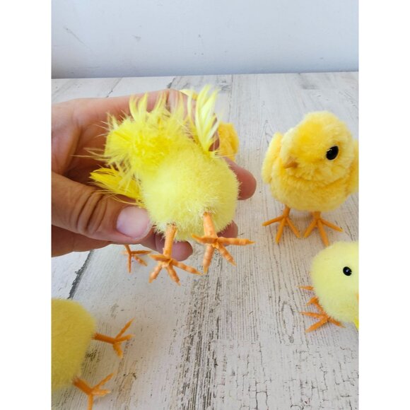 Realistic chick chicken Easter spring decor bird village - Picture 4 of 9